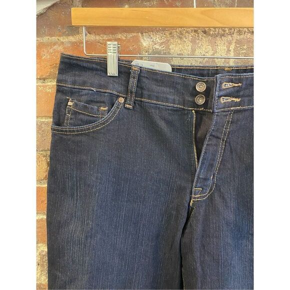 BandolinoBlu Denim Arianna Curvy Hip True Boot Cut Jeans Women’s Size - Picture 3 of 11